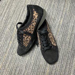 Mephisto Bretta Black and Leopard Sneaker Size 7.5